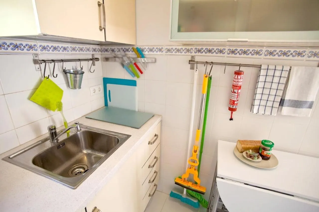 Apartment With One Bedroom In Lisboa With Wonderful City View Balcony And Wifi 12 Km From The Beach 0*,  Πορτογαλία